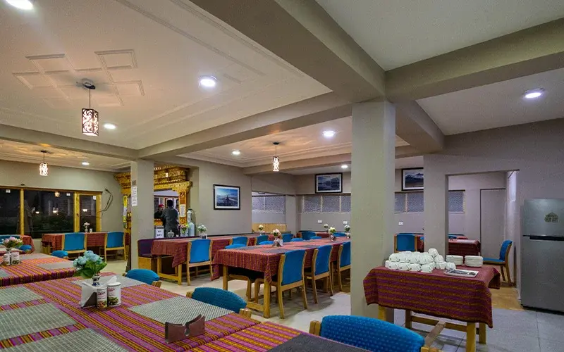 La - Tso Hotel Near Leh Market